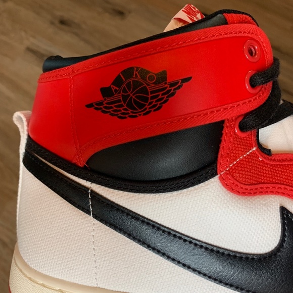 Nike Air Jordan 1 KO Chicago - Picture 8 of 11